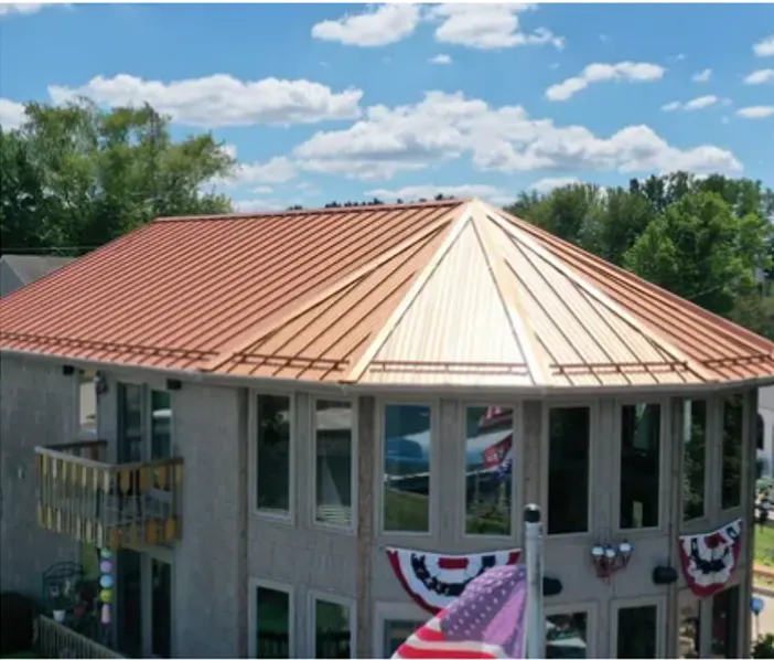 Tarping and dry-in on a Brazil commercial roof